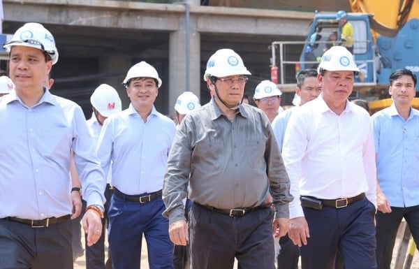 Aéroport de Long Thanh : mouvement après que le Premier ministre soit venu à 7 reprises avec la demande « si le travail n'est pas fait, changez de personnel »