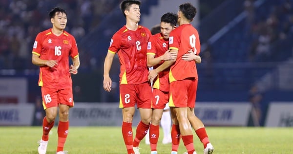 Vietnam team 4-0 Laos team: Hai Long creates a "super product"