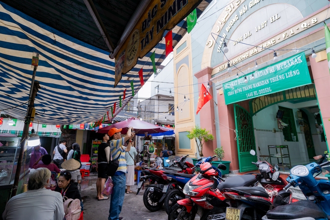 Khám phá ẩm thực ở khu chợ Hồi giáo tại TP HCM- Ảnh 2.
