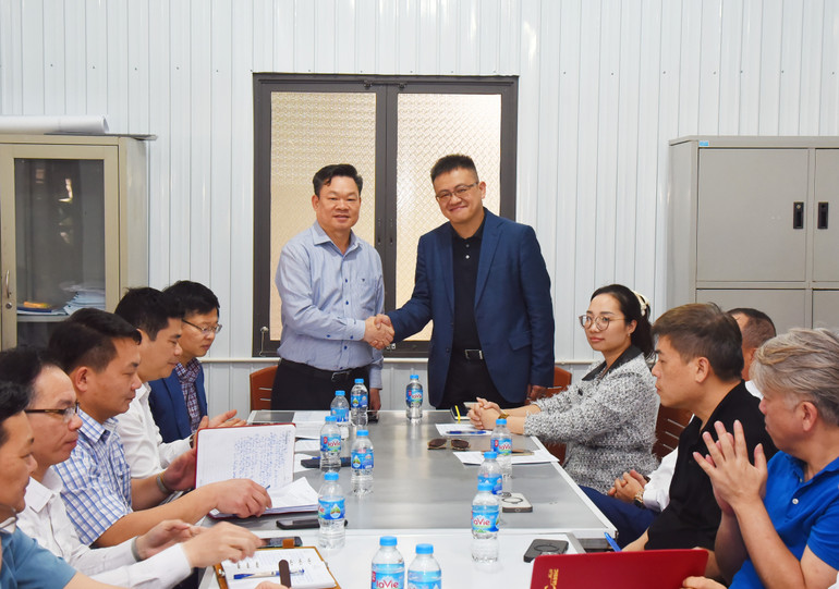 bi-thu-kt-ccn-1.jpg