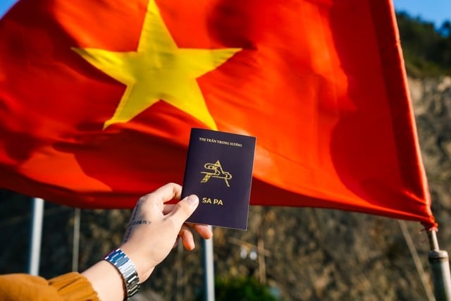 Cuốn hộ chiếu du lịch Sa Pa đang được du khách &apos;&quot;ăn lùng&quot;.