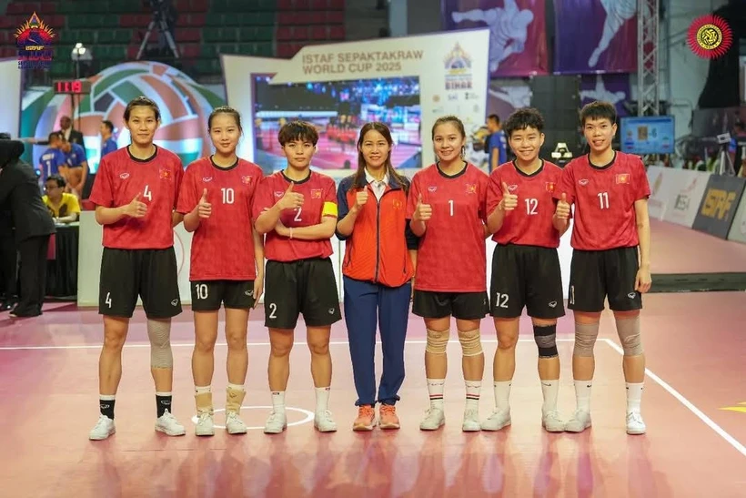 Mit einem Sieg gegen Thailand gewann die vietnamesische Sepak Takraw-Frauenmannschaft zum ersten Mal die Weltmeisterschaft