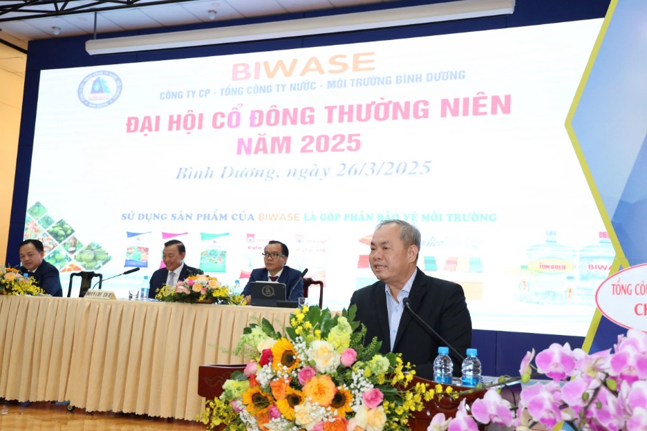 Herr Quang Van Viet Cuong, stellvertretender Generaldirektor von Becamex IDC. Foto von Duy Bac