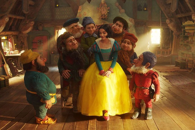 「白雪姫」レイチェル・ゼグラー：ハリウッドの新芽のバラ - 写真 2。