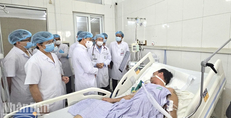 Viện phí, y đức và cách hành xử phù hợp ảnh 4