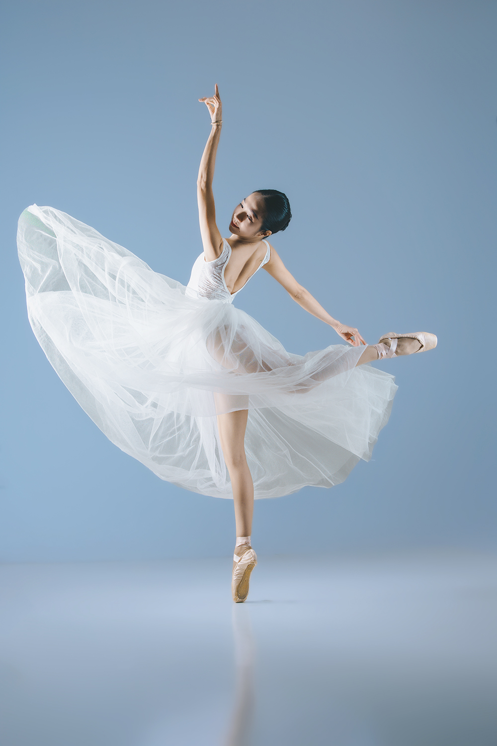 Choi Boo's dance through the lens of photographer Doan Quang.