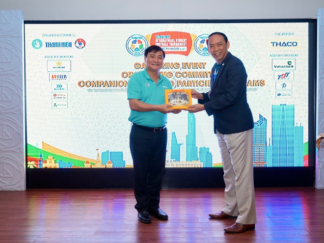 Cầu thủ sinh viên Việt Nam, Singapore, Lào, Campuchia, Malaysia: Gắn kết như anh em một nhà- Ảnh 4.