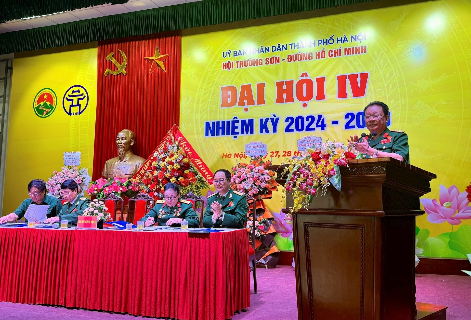 28-3-ct-nguyen-duc-thuan-khai-mac-dh.jpg