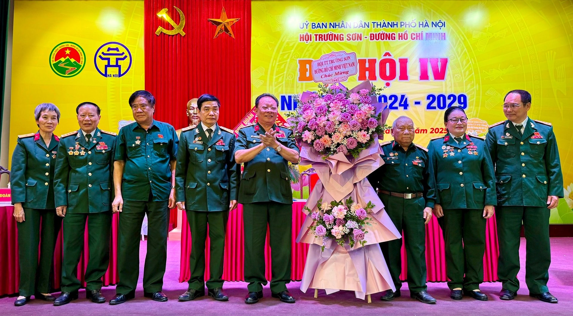28-3-mayor-general-sin-número-de-tang-hoa-dh.jpg