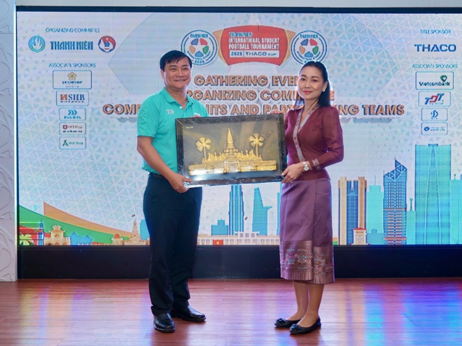 Cầu thủ sinh viên Việt Nam, Singapore, Lào, Campuchia, Malaysia: Gắn kết như anh em một nhà- Ảnh 3.