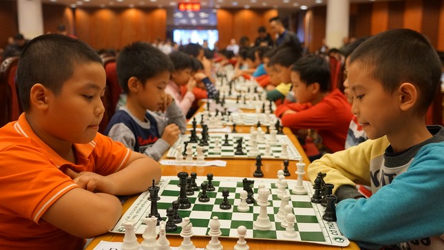 Start des Education and Times Newspaper Cup Schachturniers 2025, Foto 1