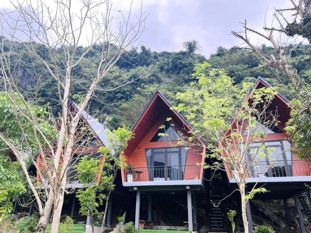 Phong Nha (Quảng Bình) được bình chọn 'điểm đến tiết kiệm nhất châu Á', có nên vui?- Ảnh 2.