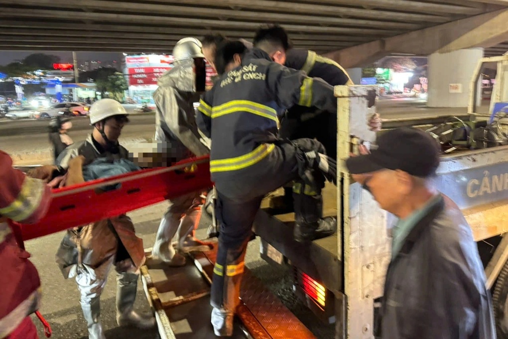 Cứu người đàn ông Mỹ nhảy từ tầng 5 chung cư ở Hà Nội - 2
