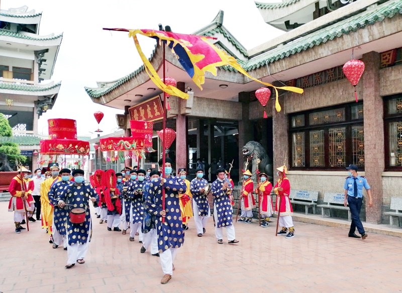 2013年3月19日、ユネスコ世界遺産サムドン山祭り、写真1
