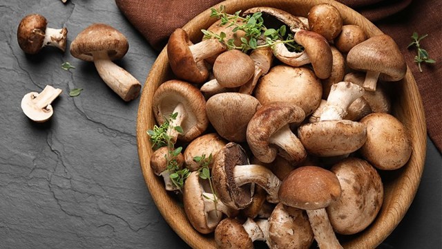 Loại "thần dược” chống ung thư, kéo dài tuổi thọ bán đầy ở chợ