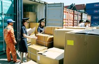 Customs officers are ready to carry out tasks under the new model. (Photo: H.P)