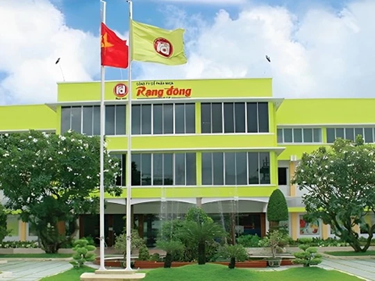 Bài học từ sự sụp đổ của một doanh nghiệp biểu tượng ngành nhựa