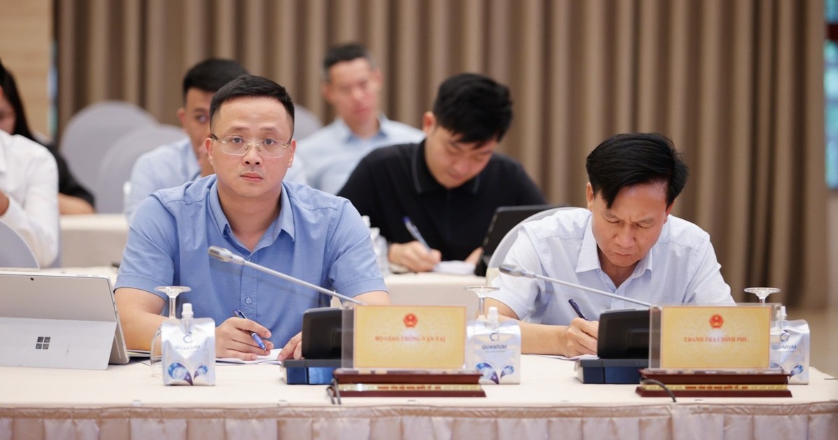 El director de la Autoridad de Aviación Civil de Vietnam, Uong Viet Dung: "La industria de la aviación hará una importante contribución al objetivo de crecimiento de Vietnam de más del 8%"