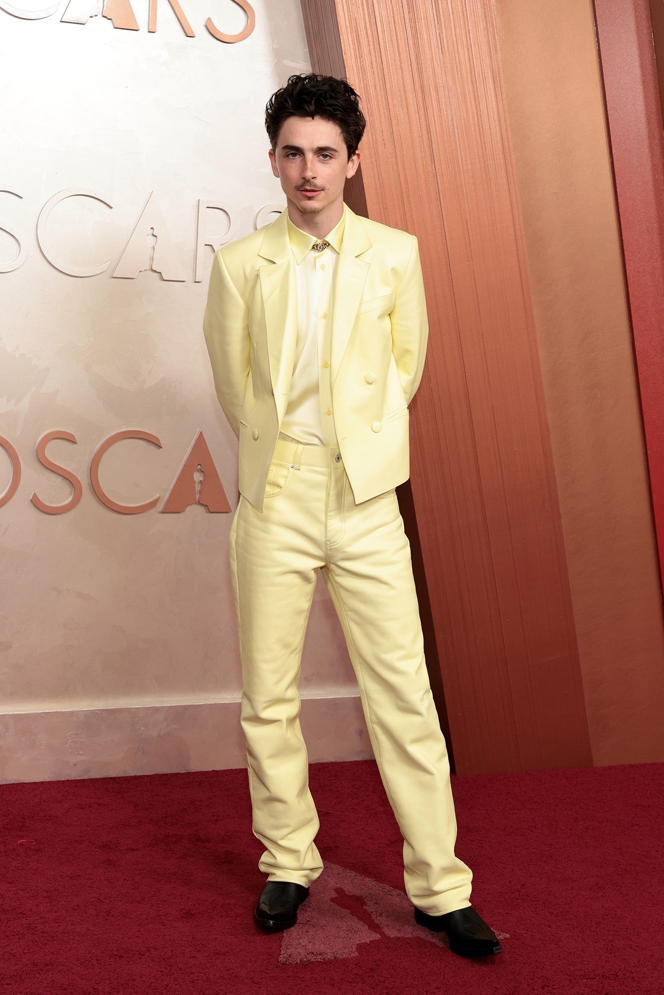 Oscar 2025 red carpet: Lisa (BlackPink) is the least beautiful photo 4