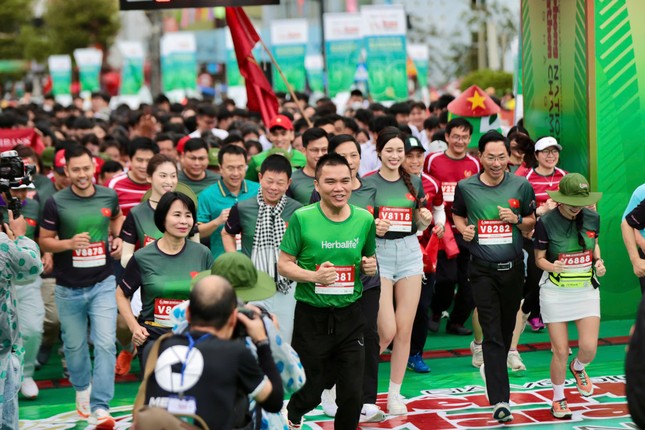 Khánh Hòa đăng cai Giải Vô địch Quốc gia Marathon và cự ly dài báo Tiền Phong lần thứ 67- năm 2026 ảnh 6