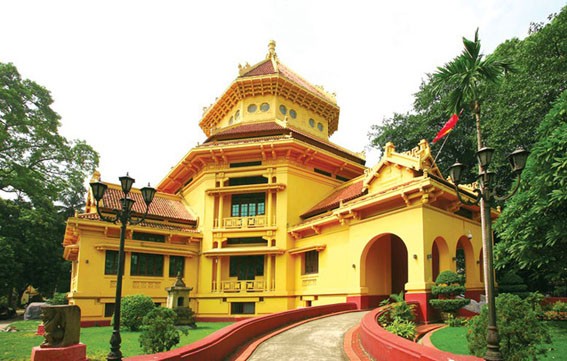 The National Museum of History with its beautiful architecture. (Photo: BTLSQG)