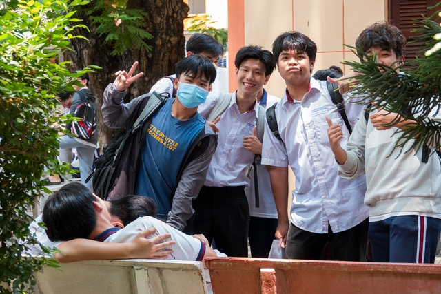 Thi đánh giá năng lực: 'Bỉ sắc tư phong', tham số m 'làm khó' thí sinh? - Ảnh 1.