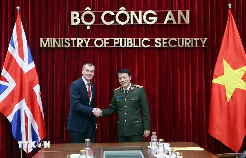 Vietnam-UK promote security cooperation and prevent and combat human trafficking