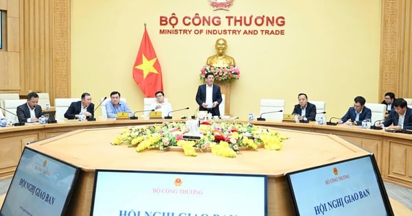 Minister of Industry and Trade said meeting with heads of units in the arrangement