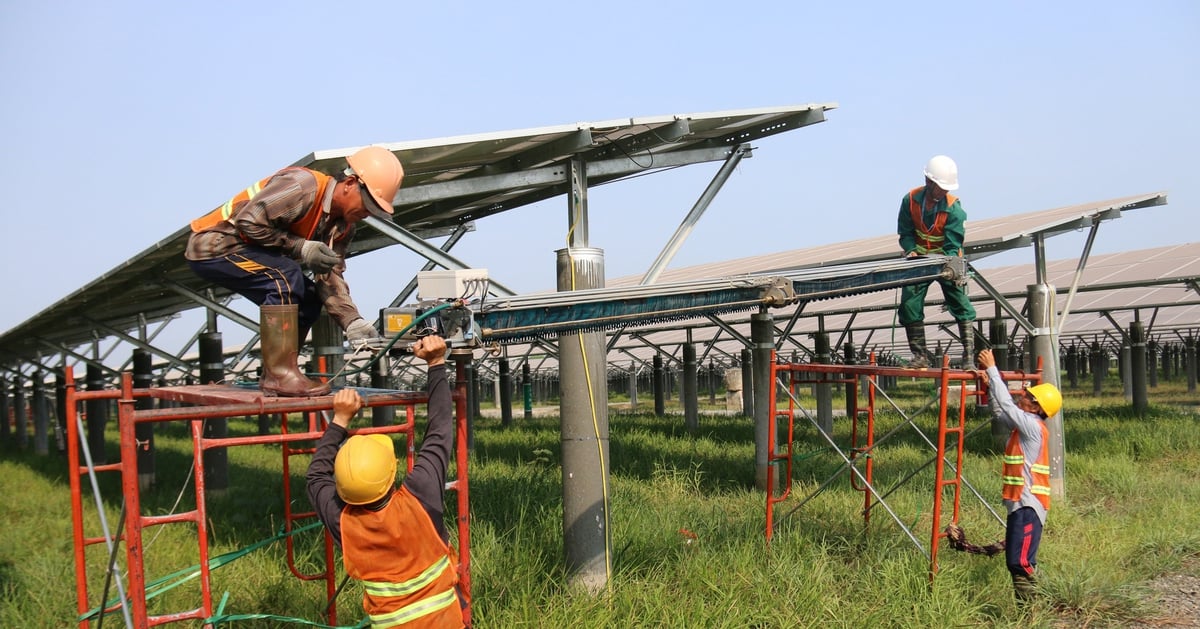 Dự án điện tái tạo sẽ được ưu tiên mua điện vào giờ cao điểm nếu lắp thêm lưu trữ