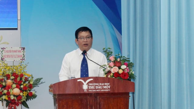 Le directeur du département d'information et de communication de Binh Duong devient président du conseil de l'université Thu Dau Mot