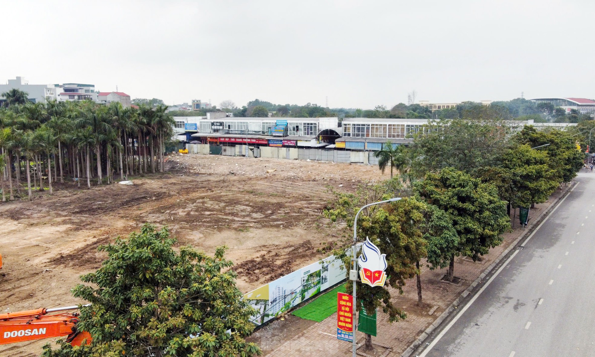 Gros plan d'un terrain pour construire plus de 1 100 appartements de logements sociaux à Hanoi, prix 18 millions de VND/m2 photo 2