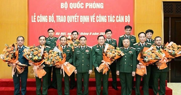 Sĩ quan quân đội được xét thăng quân hàm cấp tướng vượt bậc, trước thời hạn khi nào?