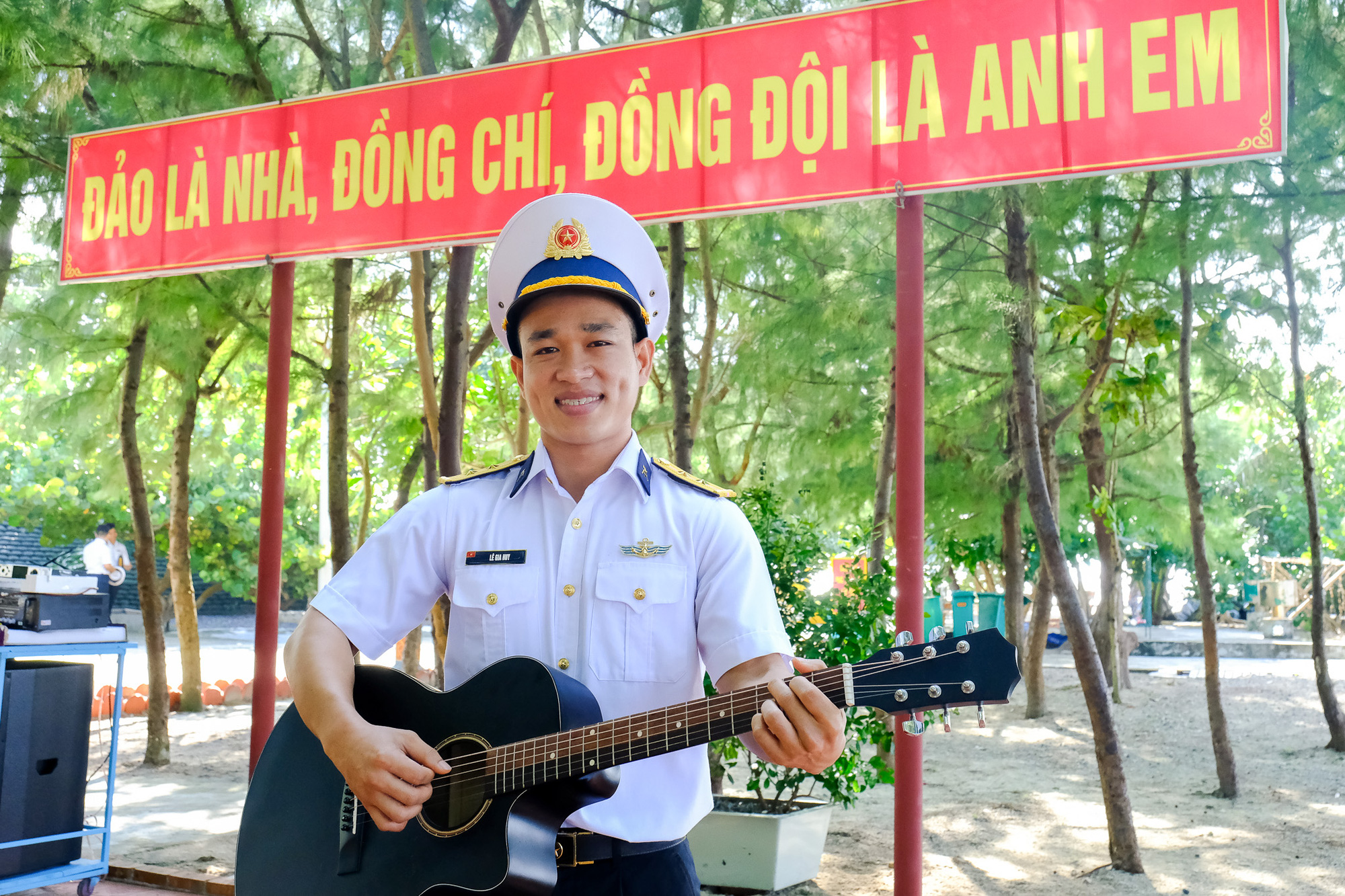 Trưởng thành ở đảo tiền tiêu: ‘Hạt giống đỏ’ giữa biển trời Trường Sa - Ảnh 4.