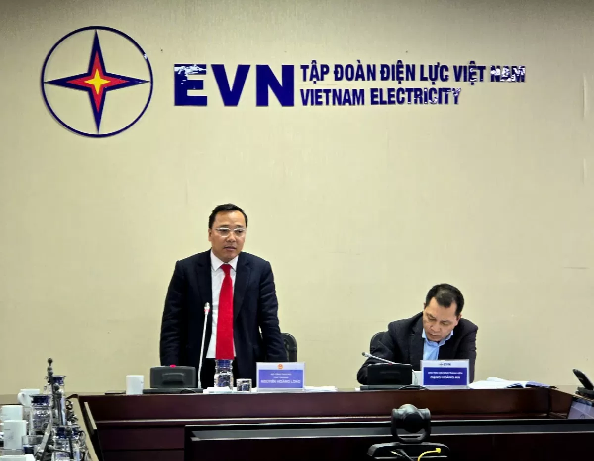 Ministry of Industry and Trade works with EVN on adjusted Power Plan VIII