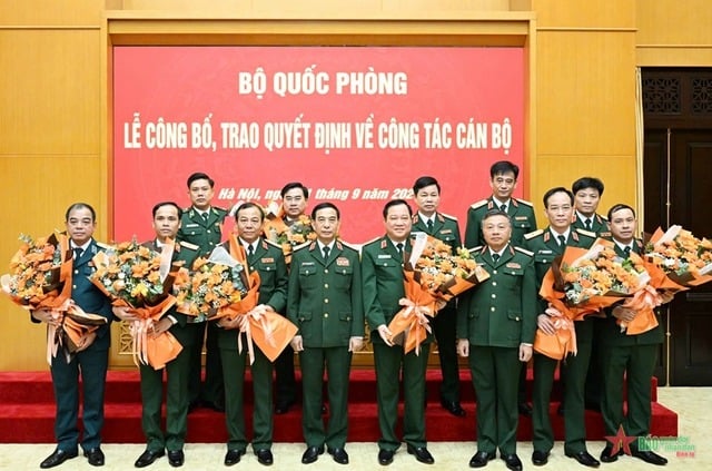 Sĩ quan quân đội được xét thăng quân hàm cấp tướng vượt bậc, trước thời hạn khi nào?- Ảnh 1.