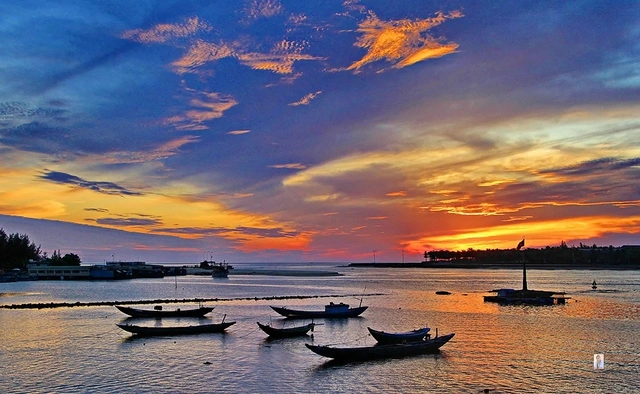 ท่าเรือกลางแห่งตำนาน: ท่าเรือ Nhat Le ที่ซึ่งประวัติศาสตร์ทิ้งร่องรอยเอาไว้