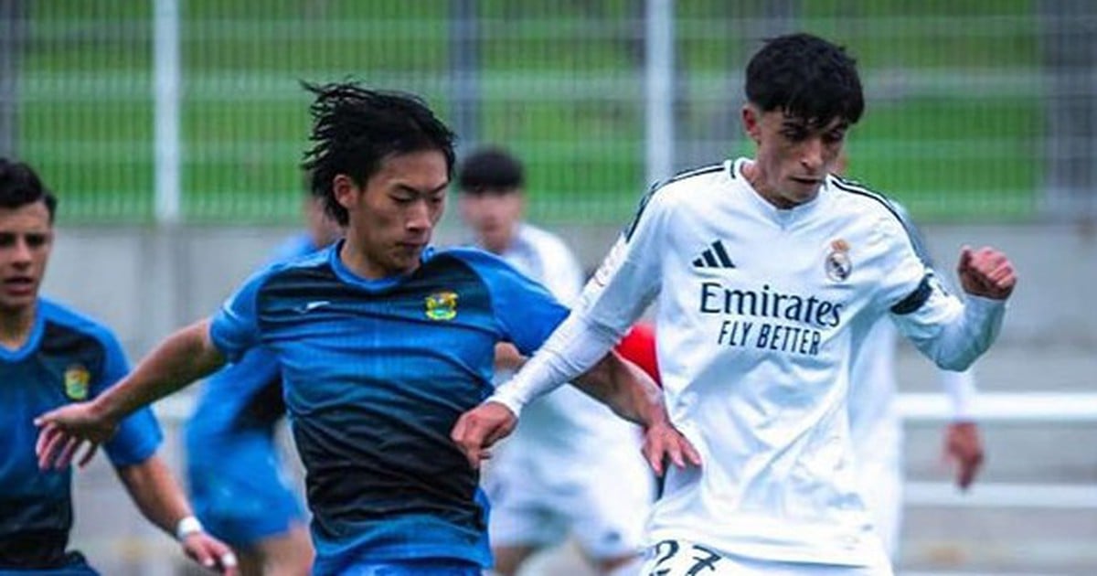 Jugador de origen vietnamita juega en el torneo español sub-19 y sueña con jugar con la selección nacional de Vietnam