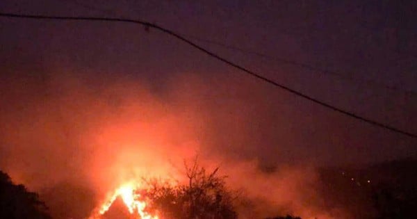 Movilizan a más de 300 personas para controlar incendio forestal