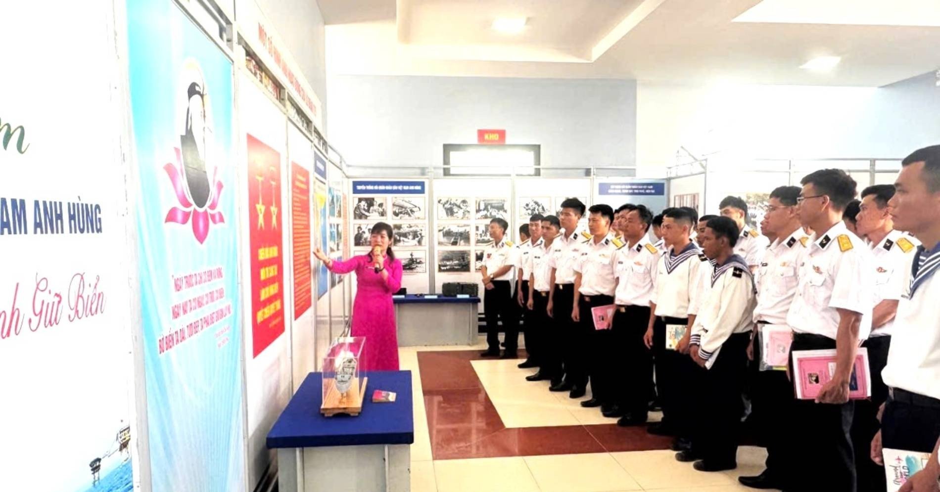 Exposition « La Marine populaire héroïque du Vietnam – 70 ans de voyage pour protéger la mer »