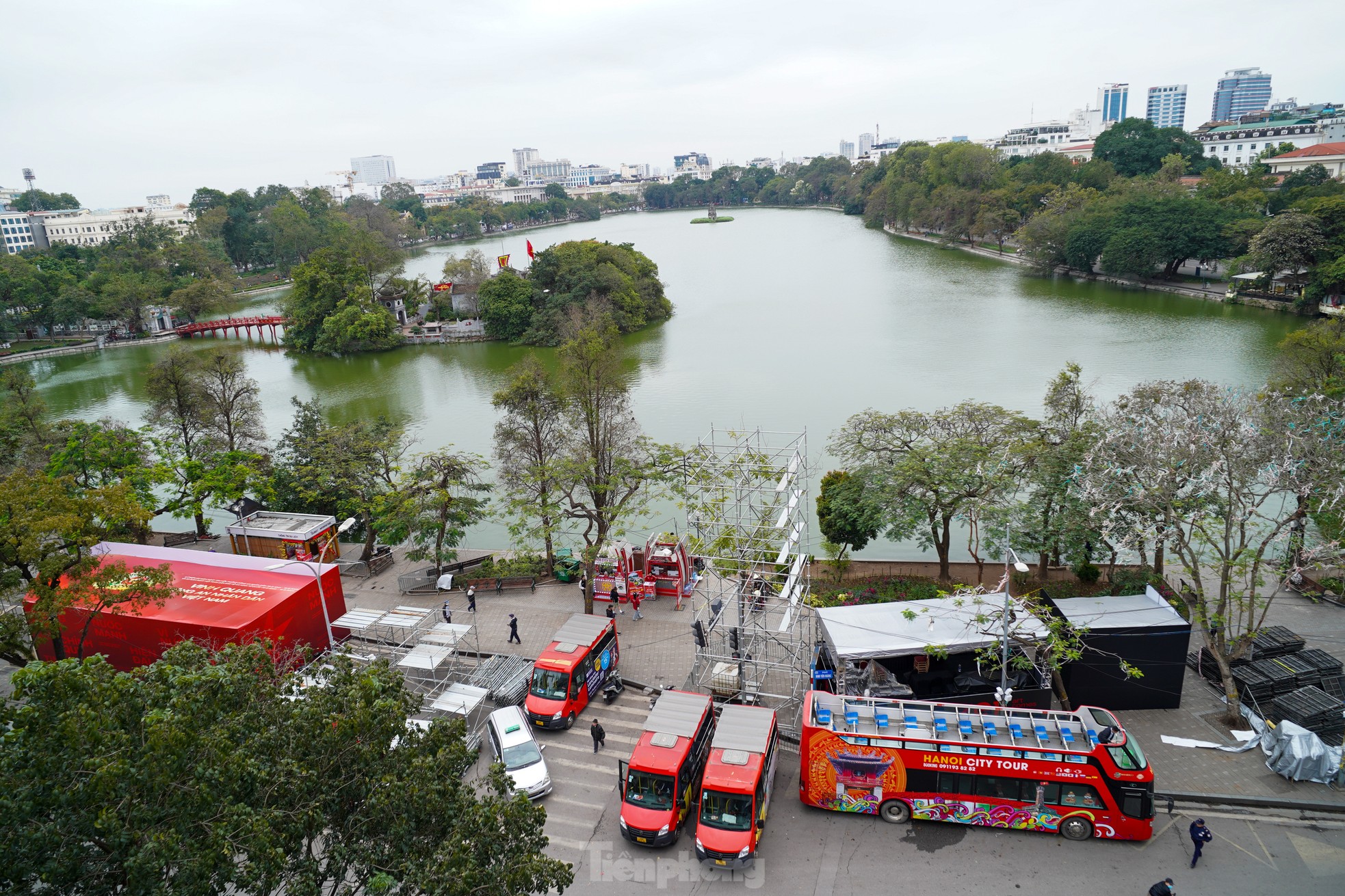 Hanoi : Panorama du bâtiment « Shark Jaw » près du lac Hoan Kiem sur le point d'être démoli photo 5