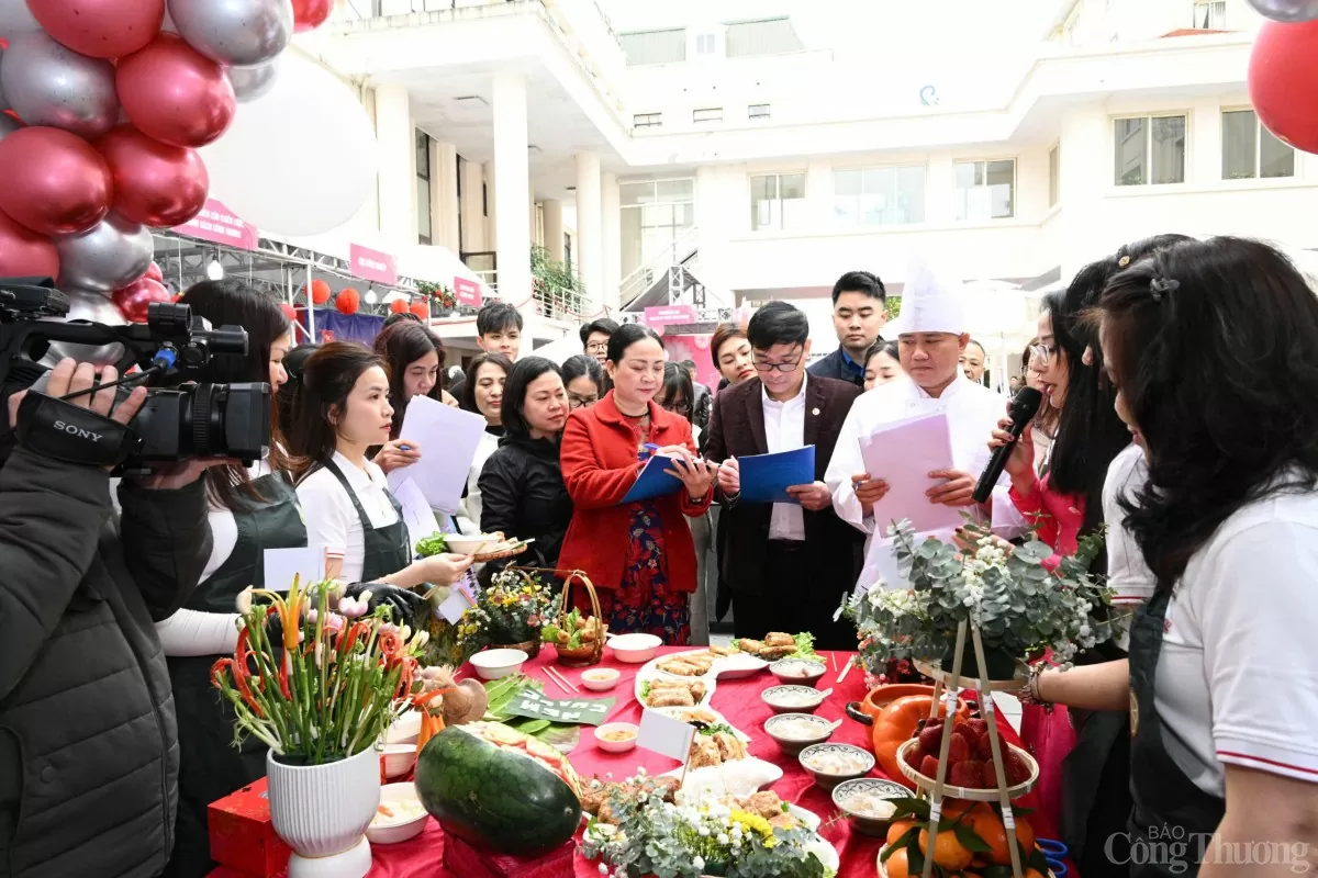 Đặc sắc các món ăn vùng miền tại Hội thi nấu ăn Công đoàn Bộ Công Thương