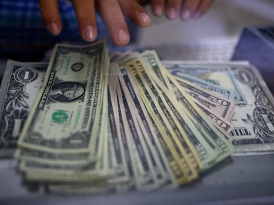 Precios de divisas al 6 de marzo de 2025: el dólar se depreció bruscamente y el índice cayó a 104