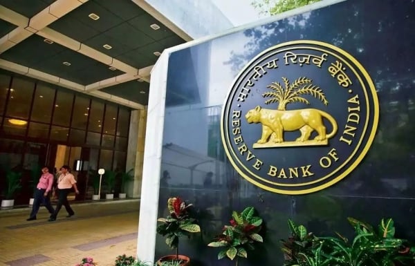 Indian banks pump $21 billion to support growth