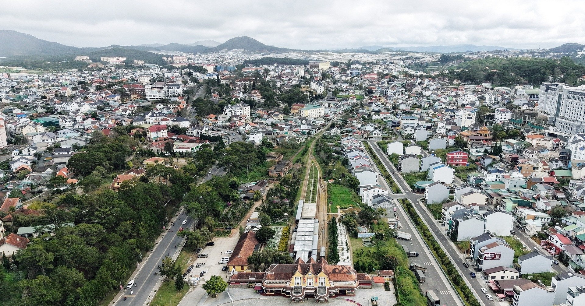 จีนต้องการร่วมมือในการฟื้นฟูเส้นทางรถไฟดาลัต-ทับจาม