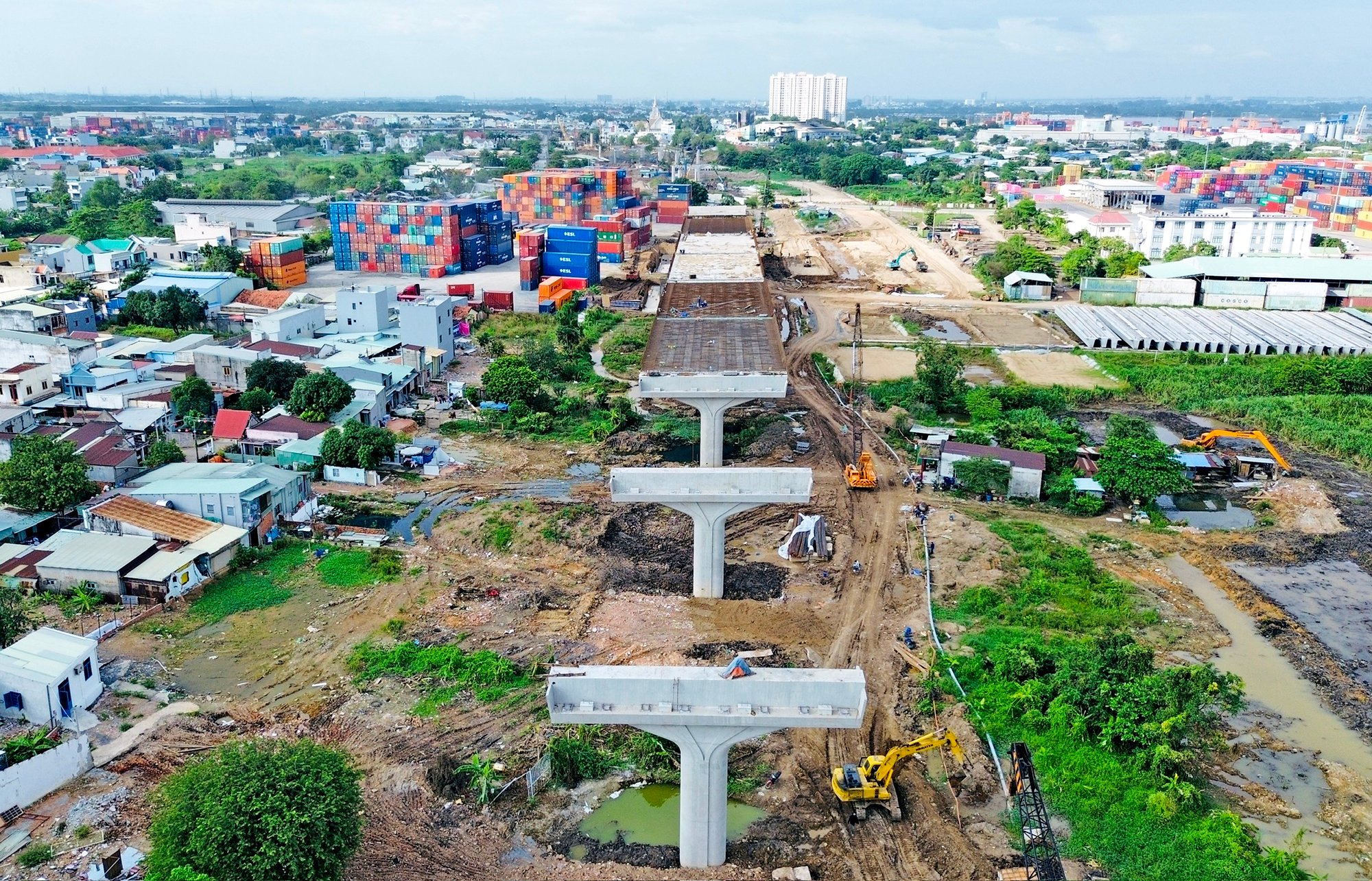 TP Thủ Đức (TP.HCM): Vướng mặt bằng, nhiều dự án  giao thông lo vỡ tiến độ- Ảnh 1.