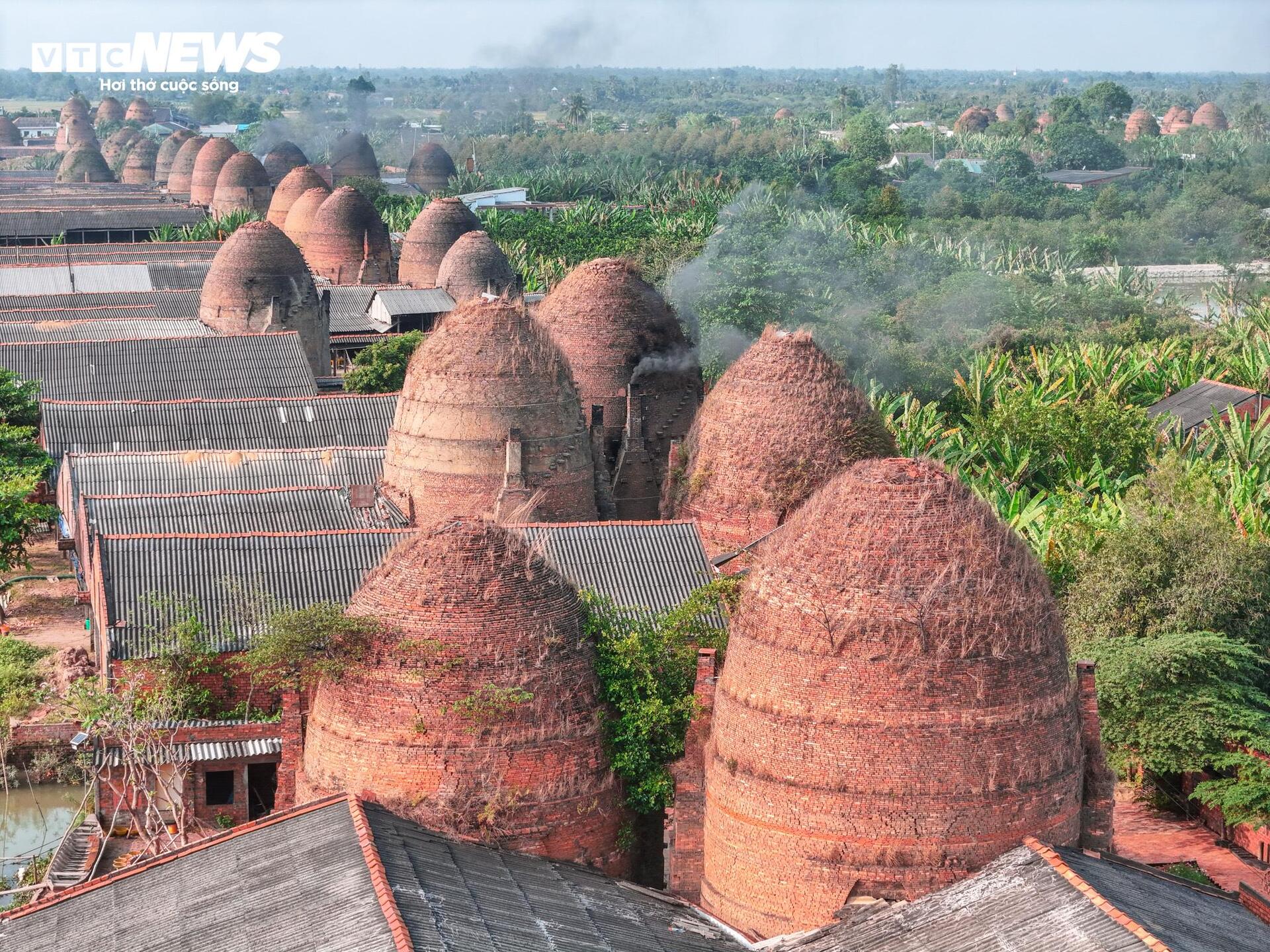 Admira el 'reino rojo' junto al poético río del oeste