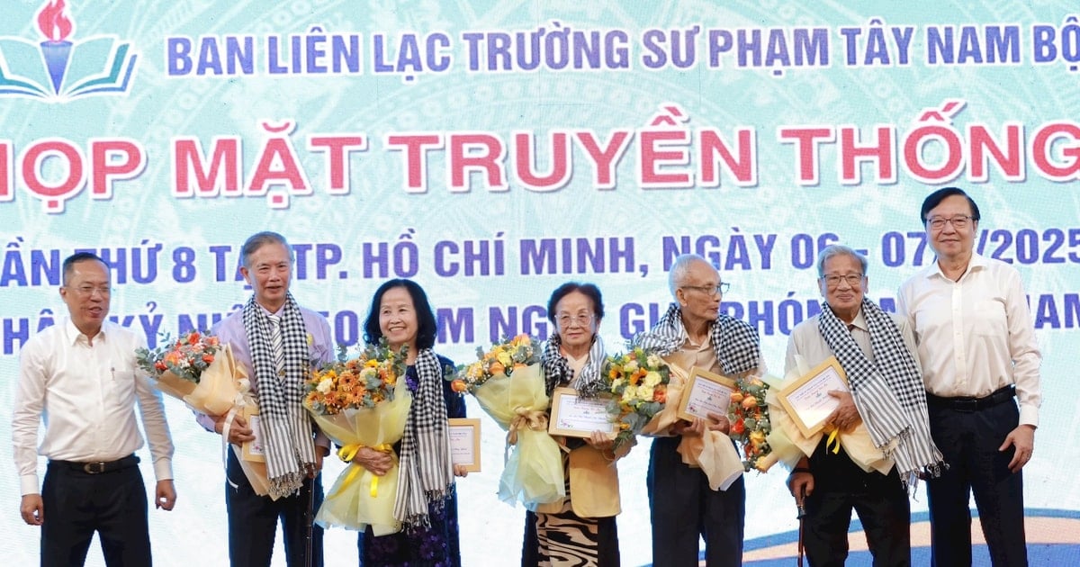 Trường Sư phạm Tây Nam Bộ họp mặt truyền thống