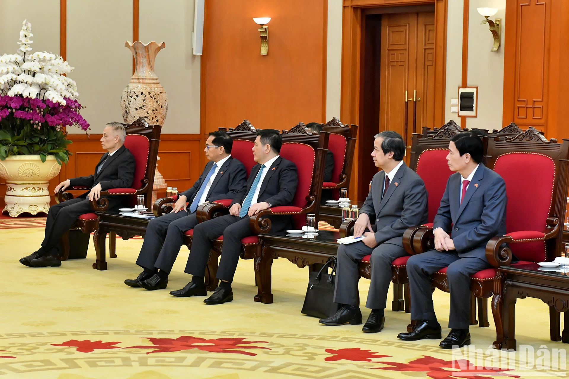 [ภาพ] เลขาธิการใหญ่โตลัมต้อนรับนายกรัฐมนตรีแห่งสาธารณรัฐคีร์กีซสถาน อดิลเบก คาซิมาลีเยฟ ภาพที่ 4