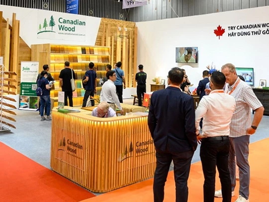 Canadian wood businesses want to strengthen connections with the Vietnamese wood and furniture industry