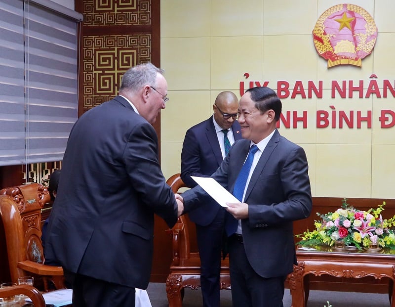 The Chairman of Binh Dinh Province sent an invitation letter to PNE Group to attend the Binh Dinh Province Investment Promotion Conference 2025 held at the end of March 2025.